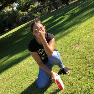 Meet your Posher, Arianna